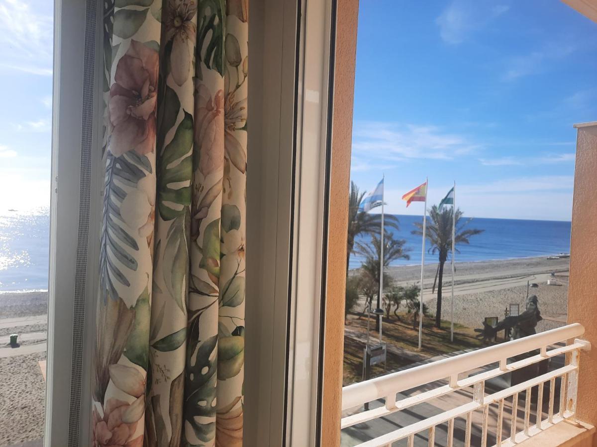 Primera Linea De Playa A 10 Min Estepona San Luis de Sabinillas Dış mekan fotoğraf
