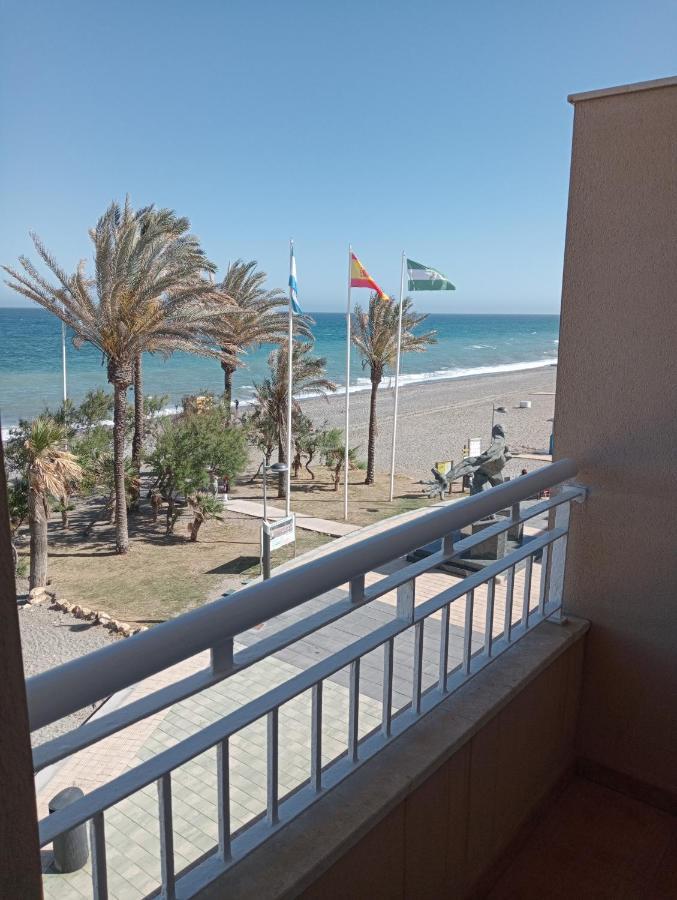 Primera Linea De Playa A 10 Min Estepona San Luis de Sabinillas Dış mekan fotoğraf
